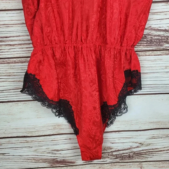 Delicates Womens Small Vintage Red&Black Floral Satin&Lace Teddy Bodysuit - Picture 8 of 9